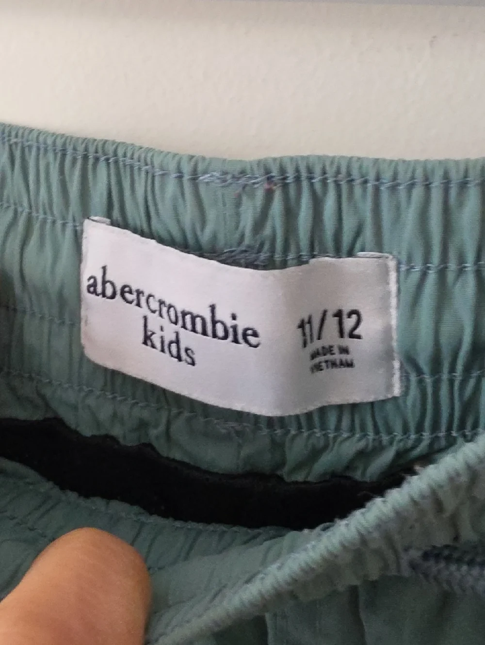 Abercrombie Kids Pool To Play Shorts Boy's 11/12 Yrs